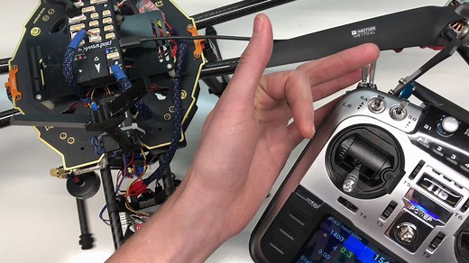 Pixhawk4运行ArduPilot固件自动调参Autotune增强飞行性能和体验