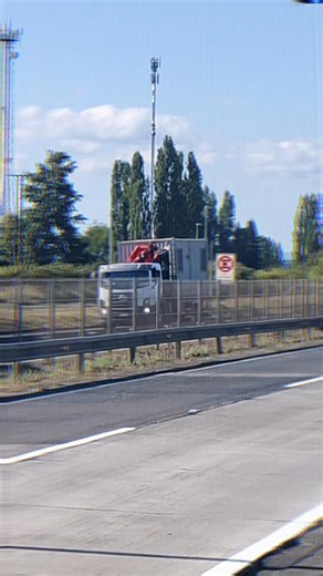 Fino don constellation 🤌🏻. #camioneroschileno🇨🇱🇨🇱🇨🇱🇨🇱 #comandojoven🇨🇱 #tiktok #surdechile🇨🇱 #transolmex