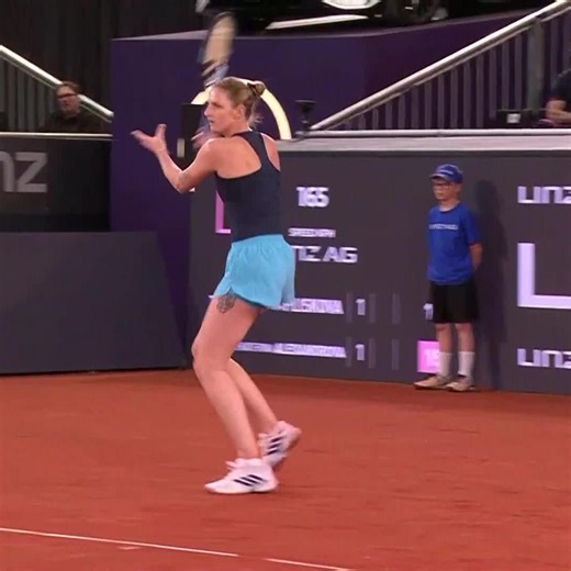 Karolína Plíšková 🇨🇿 odstartovává svůj boj o čtvrtfinále turnaje v Linci! 🔥Sledujte českou tenistku nyní na CANAL+ Sport 2! 📺