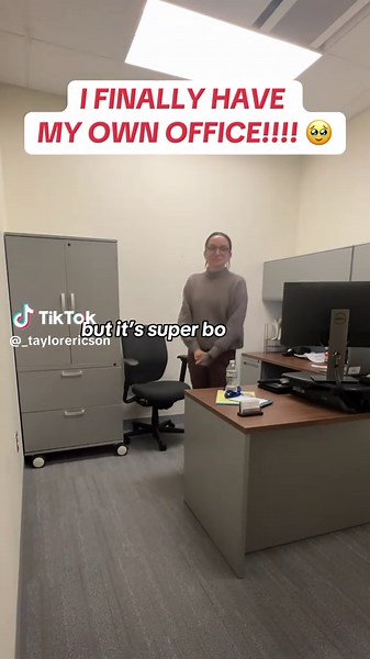 Ideas for Decor in Your New Office Space