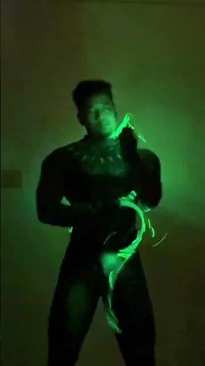 It s very tight.#Fiber optic dance#No negative orientation#Muscular man