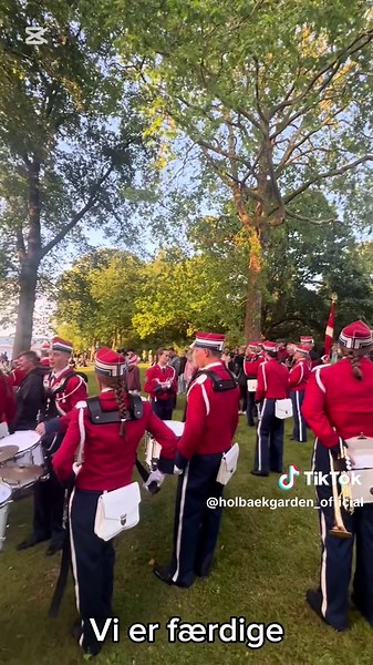 💂‍♂️Sankt Hans💂‍♂️ Igen i år var vi ude og spille til Sankt Hans i Strandparken, Holbæk.🎺🎶 #marchingband #musik #holbækgarden #fyp #denmark #holbæk #sankthans