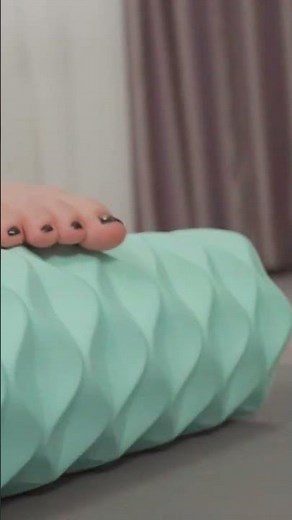 ROLL, STRETCH, BREATHE 🌀 | EVELINA’S FOAM ROLLER & YOGA FLOW