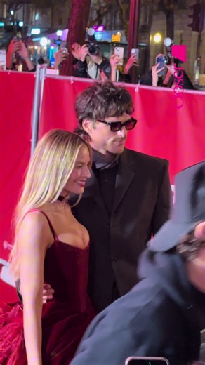 Margot Robbie et Jacob Elordi illuminent Paris !