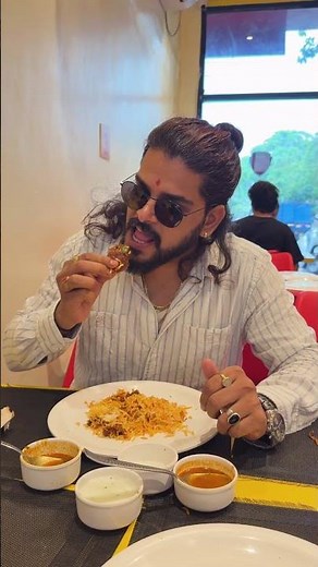 Trying Nagpur’s Most Viral Red Bucket Biryani 🤔 | Honest Review Of Red Bucket Biryani #biryani