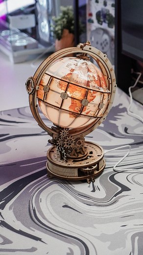 Built my own world (literally!) with the ROKR Luminous Globe! This 3D wooden puzzle was a blast to put together thanks to the clever mortise and tenon joints - no glue required! The precise laser-cut pieces fit together perfectly, and the finished globe looks amazing with its beautiful translucent, Earth-toned map. Love how @rokr_official turns puzzles into art! See more of their amazing creations (link in bio). #gamingroom #pc #mount #puzzle #rokrpuzzles #3dwoodenpuzzles #DIY #globenightlight #