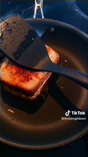 Re-Creating Cheezer’s Grilled Cheese Deluxe | Regular Show