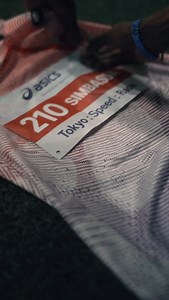 A US record that has stood for 40 years? Consider it broken.🇺🇸 @simba_runner cruises to take the 10k road record at #TokyoSpeedRace! | ASICS