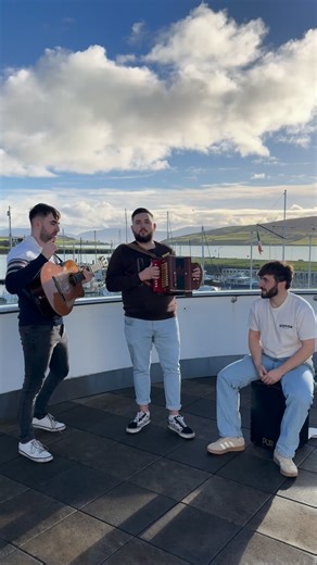 🎶 Lost in the soulful sound of Kerry – where every note tells a story of home 🎵 Credit: @therising.music #trad #irishmusic #discoverkerry #music #dingle | Discover Kerry