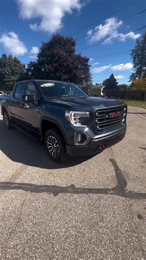 2021 GMC Sierra 1500 AT4 Dark Sky Metallic 4WD ECOTEC3 5.3L V8 10-Speed Automatic 72,662 Miles Notable Features. #GMC #gmcsierra #gmctrucks #gmctruck #usedcarsales