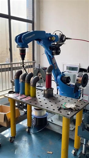 Revolutionizing Manufacturing with Programming-Free Spraying Robots