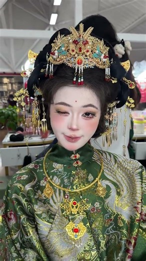 Discover the Elegance: Ming Dynasty Noble Lady Makeup Tutorial NobleLady MingDynasty Hanfu