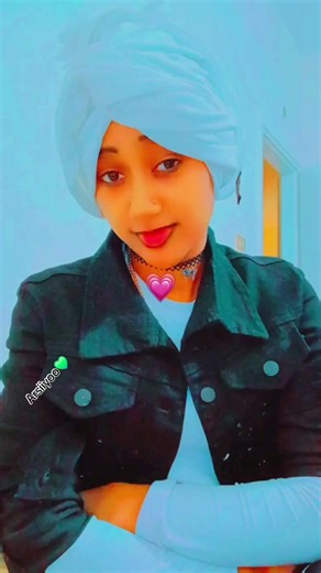 Exploring the CapCut Editing App with Ella