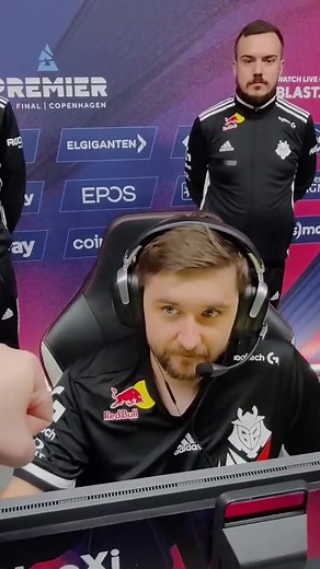 Poor guy 😭 #csgo #esports #fistbump #counterstrike
