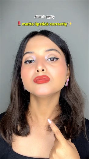 How to apply matte lipstick💄#shorts #shortvideo #youtubeshorts #lipstick #lipsticktutorial #matte