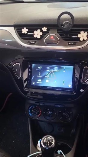 Vauxhall Corsa 2016 Goes Wireless CarPlay Ready KENWOOD DMX6523DABS #vauxhall #carplay #automobile
