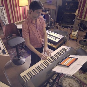 656 reactions · 225 shares | Simply Piano est un moyen rapide et amusant d’apprendre le piano, du débutant au pro. Fonctionne avec n’importe lequel piano ou clavier. | Simply Piano | Facebook