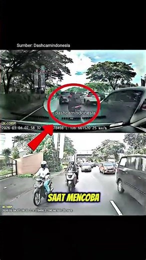 An NMAX rider recklessly overtakes a car and flees.