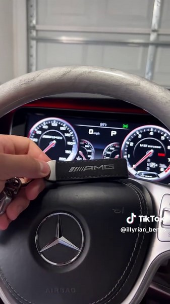 Essential Keychain Accessories for Everyday Use