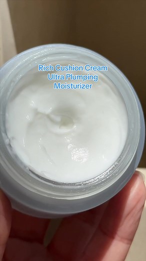 Rich Cushion Cream: Ultra Plumping Moisturizer Review
