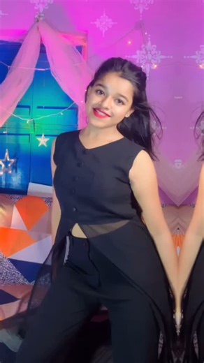 Shreyashree on Instagram: "🥰"