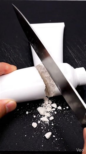 Toothpaste That Breaks 💀