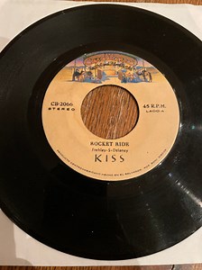 Kiss - Rocket Ride