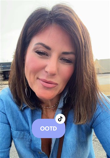 Daily Dressing Routine: Outfit of the Day Insights