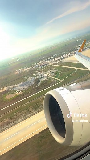 PEGASUS AIRLINES A320 NEO Take Off Flight