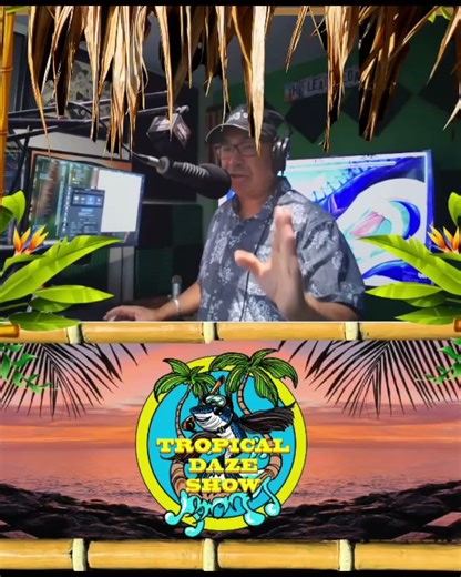 How Many Times Do YOU Repack Before Vacation? 🌴🧳😂 | Tropical Daze Show