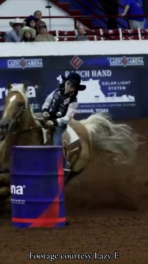 Dusky Lynn Hall Shines at WCRA Rodeo World Championship Junior Rodeo Youth Barrel Racing Semifinals