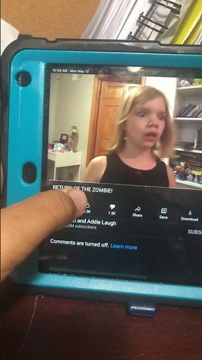 Jillian And Addie Laugh in a Nutshell