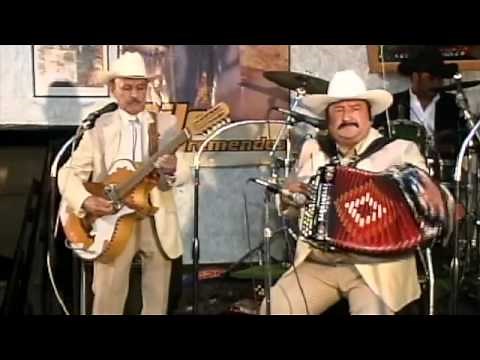 Dinero Manchado - Los Donneños En Vivo Desde Pilos Bar