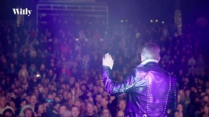 Willy presenteert: "Helmut Lotti Goes Metal showcase." Luister naar Willy en maak kans op tickets voor deze exclusieve showcase op 28 september. Alle info op willy.radio of in de Willy app!🤘 | Helmut Lotti