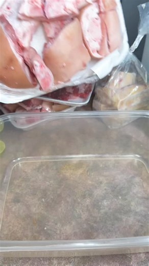 Ingredients (serves 8): • 2 cups dried hominy corn • 1 cup red beans • 1 cup black beans • 1 cup white beans • 1 lb beef, cut into chunks • 1 lb pig’s feet, cut into pieces • 2½–3 cups pumpkin (joumou), peeled & cubed • 3–4 scallions, chopped • 3 tbsp Haitian epis (green seasoning) • 2–3 sprigs fresh thyme • A few sprigs parsley (tied with thyme into a bundle) • 1 whole scotch bonnet pepper, poked with cloves • 1 can coconut milk (about 400 ml) • Salt & black pepper, to taste • Dry seasoning (op