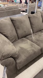 11K views · 5.1K reactions | Shop the famous brands you love at prices that WOW. Gabe's is a one-stop shop for top apparel, home décor, pantry essentials, and more at up to 70% off department-store prices. Pro Tip: New deals arrive daily—hurry in! ‍♀️ | Gabe's Stores | Facebook