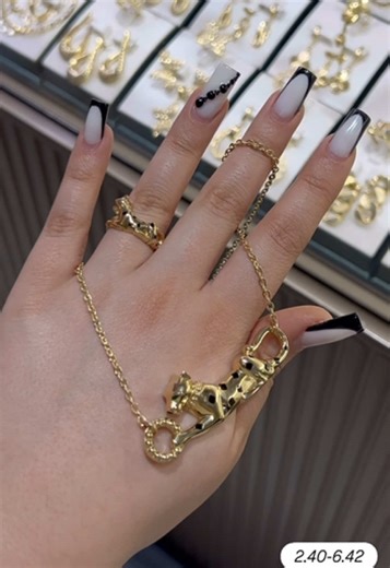 585 əyar (14k) Əlaqə: 070 299 05 59 (wp) Ünvan:Moskva Ticarət Mərkəzi 1-ci mərtəbə Karvan zalı (anber_gold) Çatdırılma xidməti aktivdir.