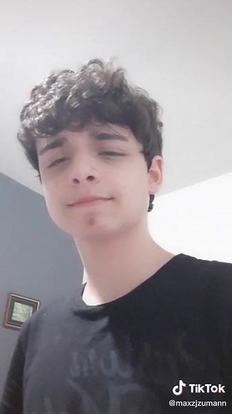 Exploring the World of Anne with an E: Gilbert Blythe Character Analysis