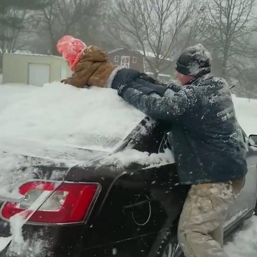 89M views · 166K reactions | When dads think of their own life hacks...  | LADbible | Facebook