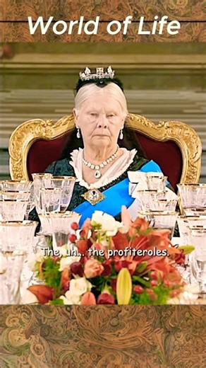 The Queen dined with great relish.