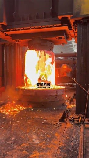 48-ton hydraulic cylinder manufacturing process #hydrauliccylinder #heavyindustry #forgingsFree