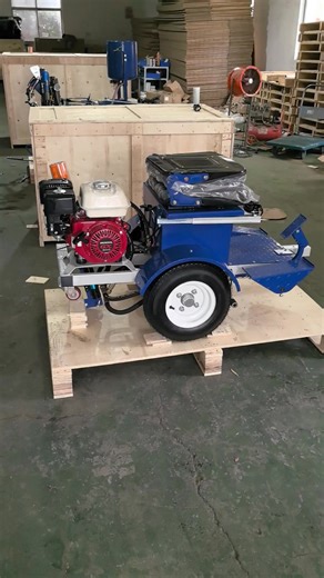 MMATwo-component line marking machine and hydraulic booster vehicle exported to Italy | 李晓峰