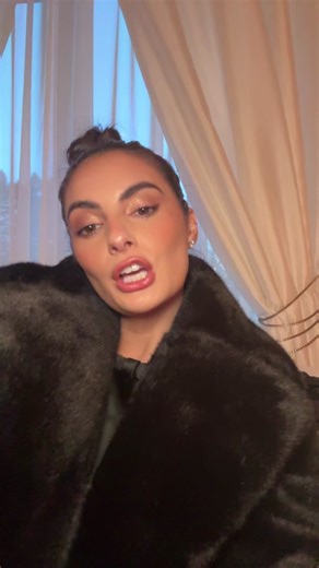 Paige Desorbo Workout - Get Fit with a Mammoth Beauty