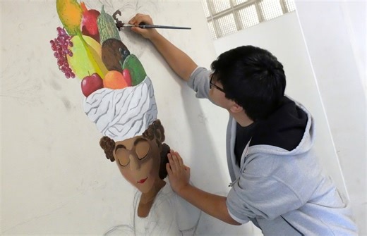 Photo gallery: Hazleton Area senior paints mural at HIP Center