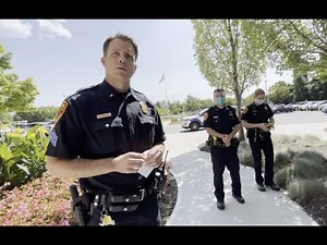 Cop Hating 1ST Amendment Auditor Gets Scared And Calls The Cops.
