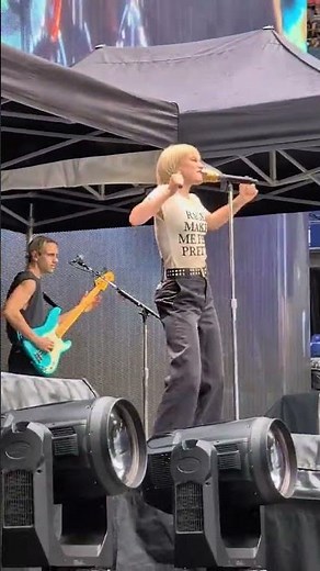 hard Times - Paramore live the eras tour #concert #hayleywilliams #live #paramore #erastour