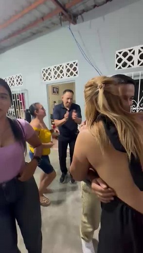 mes las nuevas con el combo de Darwin.0986536751