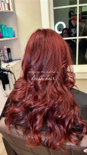 That last shot with the blowout curls.. HOT MAMA 😍🔥 All over color: @RUSK 6c, 7cg and little 6r Curled clipped for the bouncy blowout look. Little @Goldwell Professional texture spray on top 🍒 #fyp #hair #redcopper #blowout #dreamhair