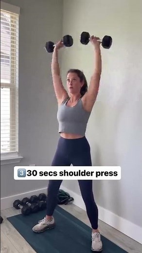 Comment “SWEAT” below to try one week FREE of my 12 week at home workout program! 💪🏻🚀🔥 Now go