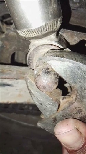 How to Remove a Motorcycle Shock Spring Nut👍